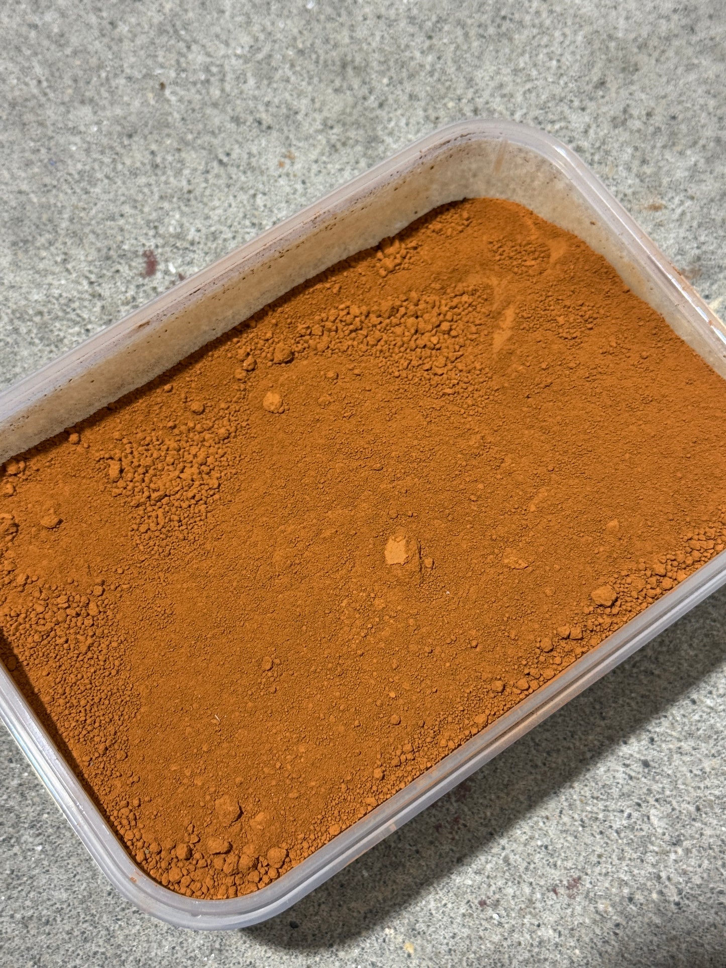 顔料 　-cg