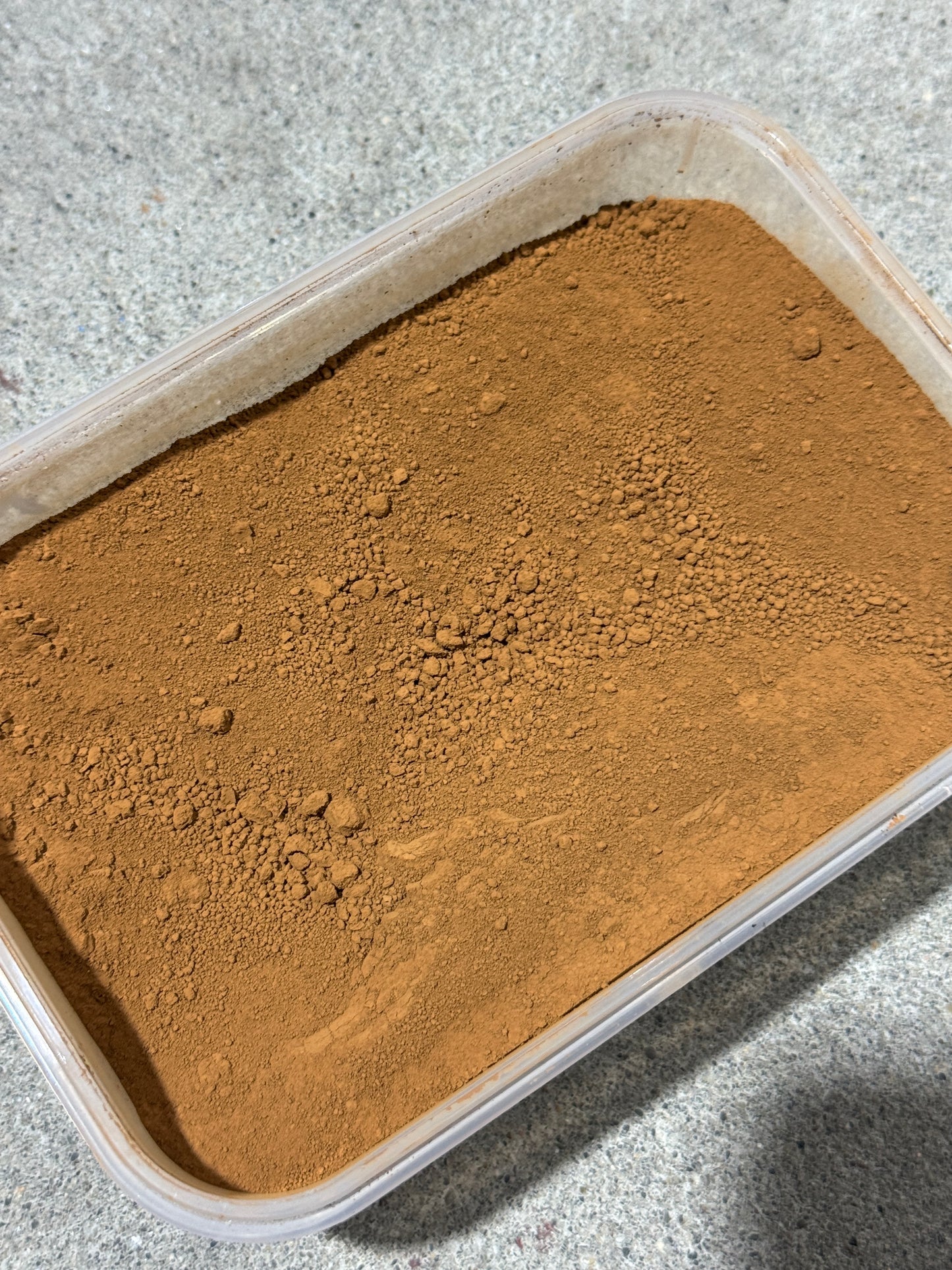 顔料 　-cg